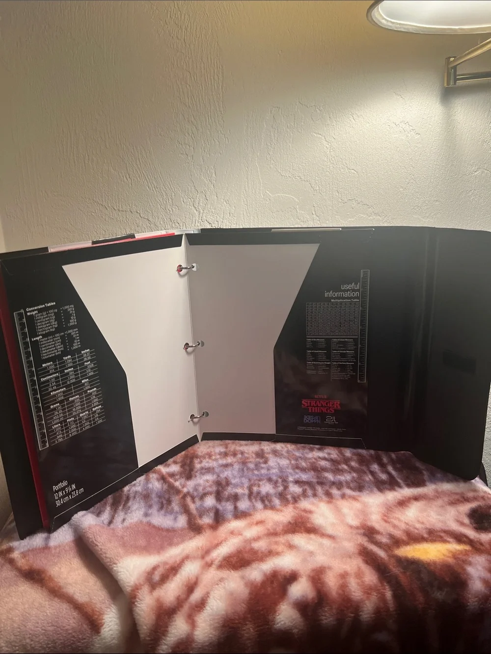#2786*Mead x Stranger Things Trapper Keeper - Black & Red. Back To School Sale